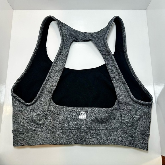 VSX Sport Victoria Secret Grey Sports Bra, Size Medium, EUC - Picture 3 of 4
